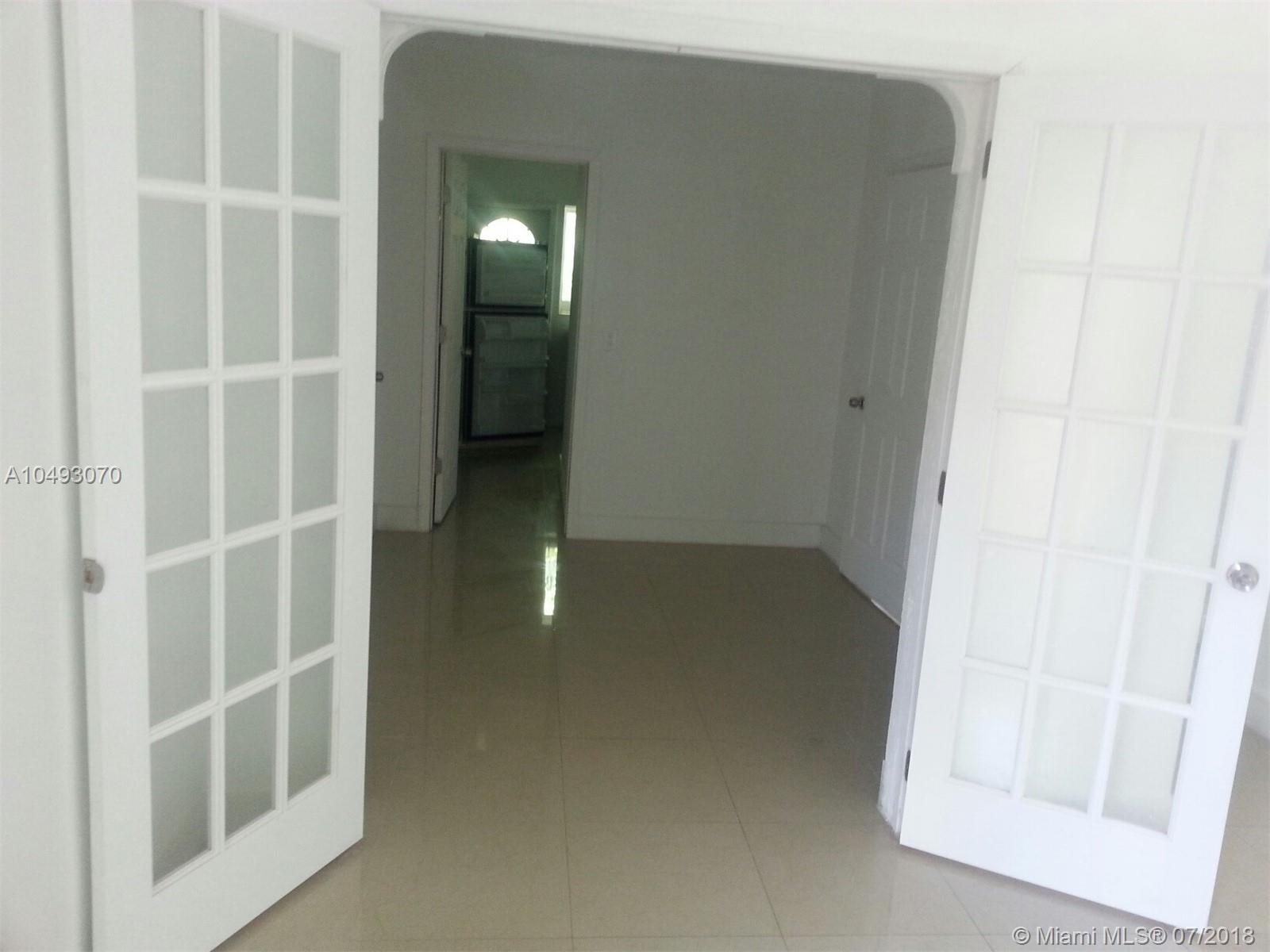 1135 euclid - Residential Lease