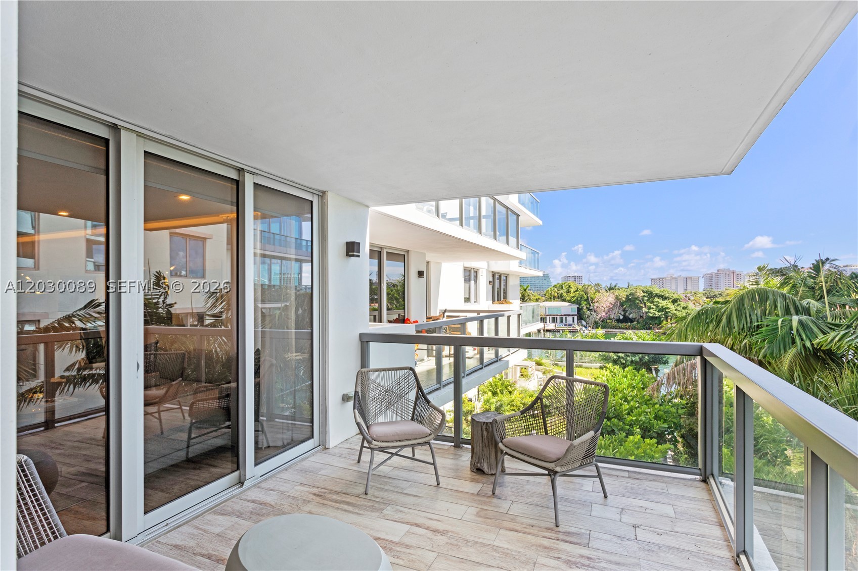 9261 E Bay Harbor Dr 407