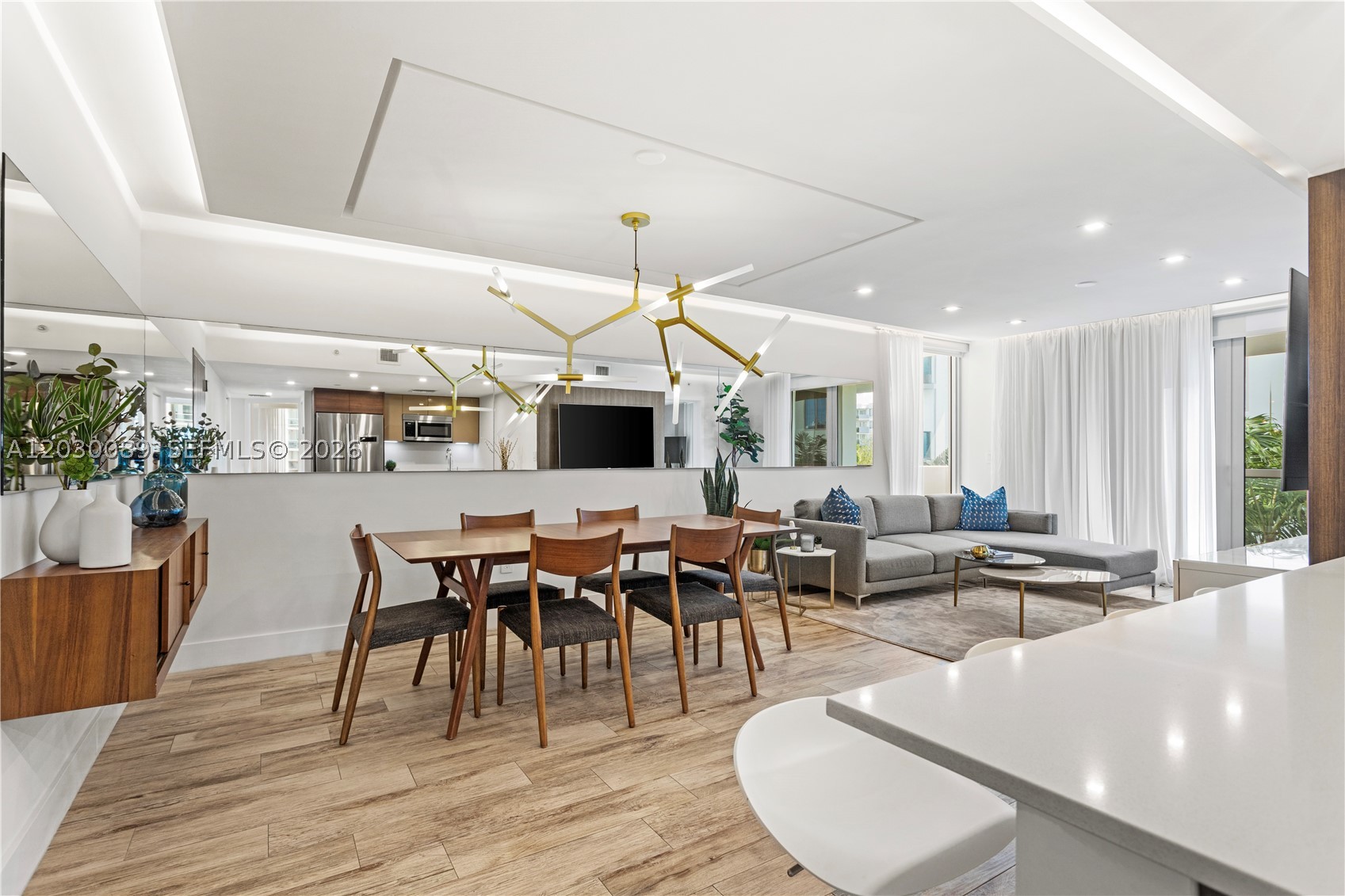9261 E Bay Harbor Dr 407