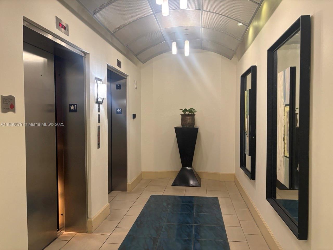 CITE CONDO - Residential Lease