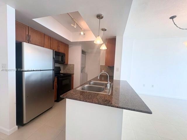 CITE CONDO - Residential Lease
