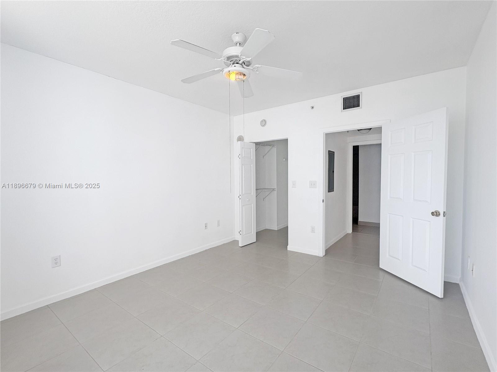 CITE CONDO - Residential Lease