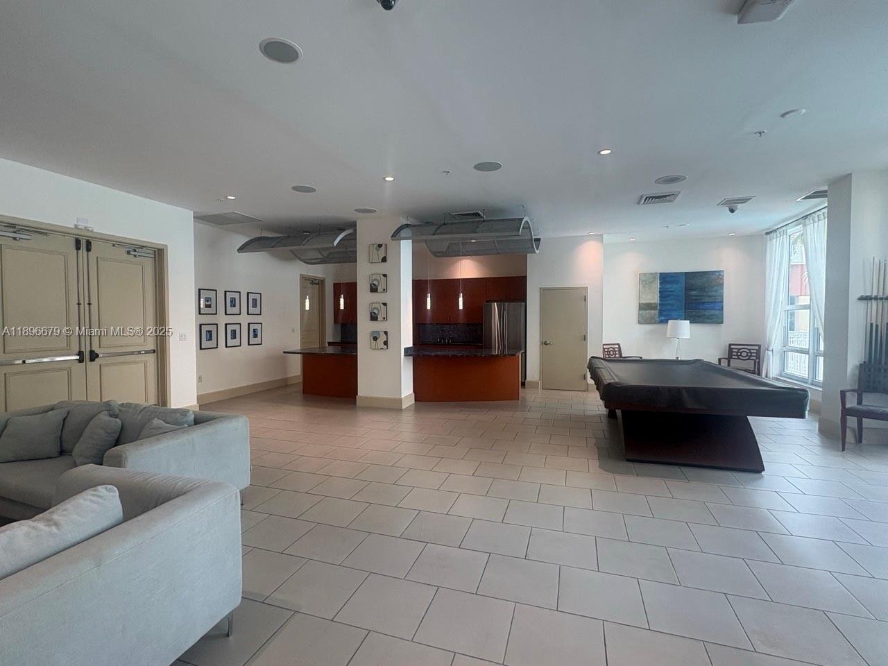 CITE CONDO - Residential Lease