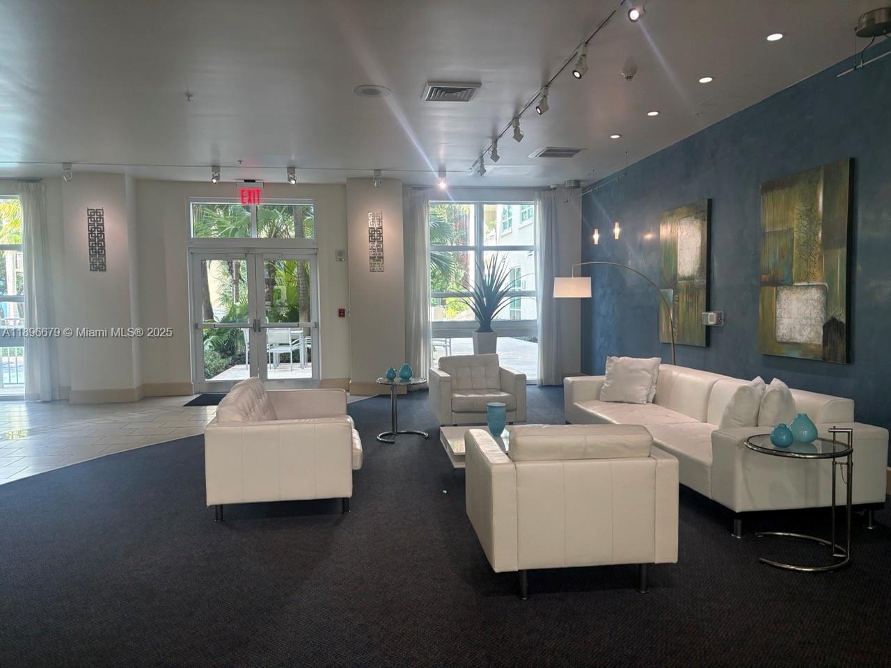 CITE CONDO - Residential Lease