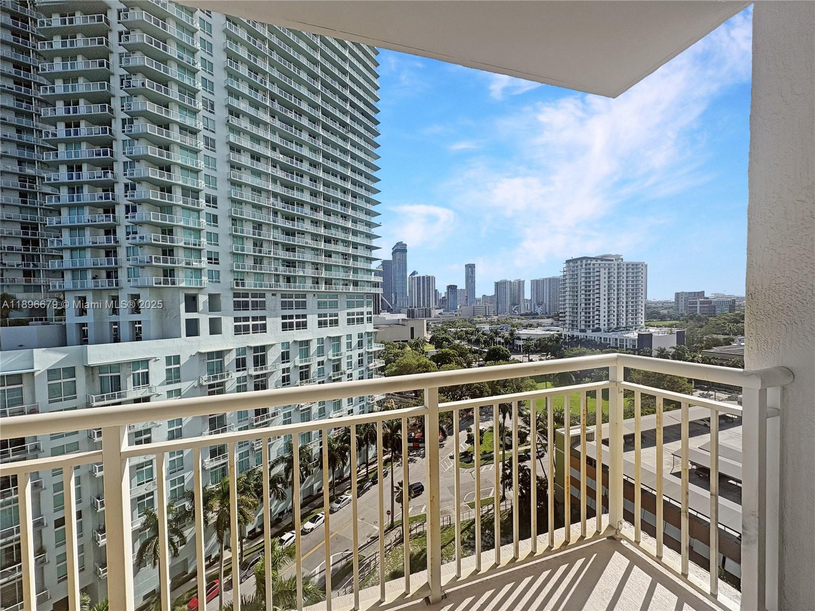 CITE CONDO - Residential Lease