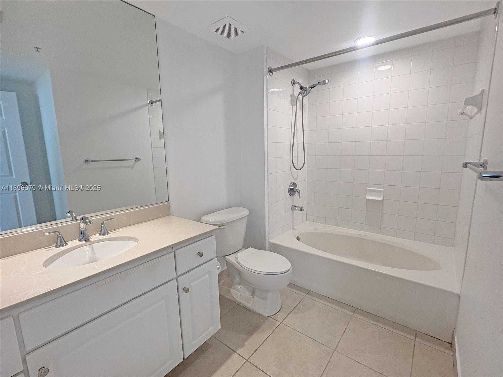 CITE CONDO - Residential Lease