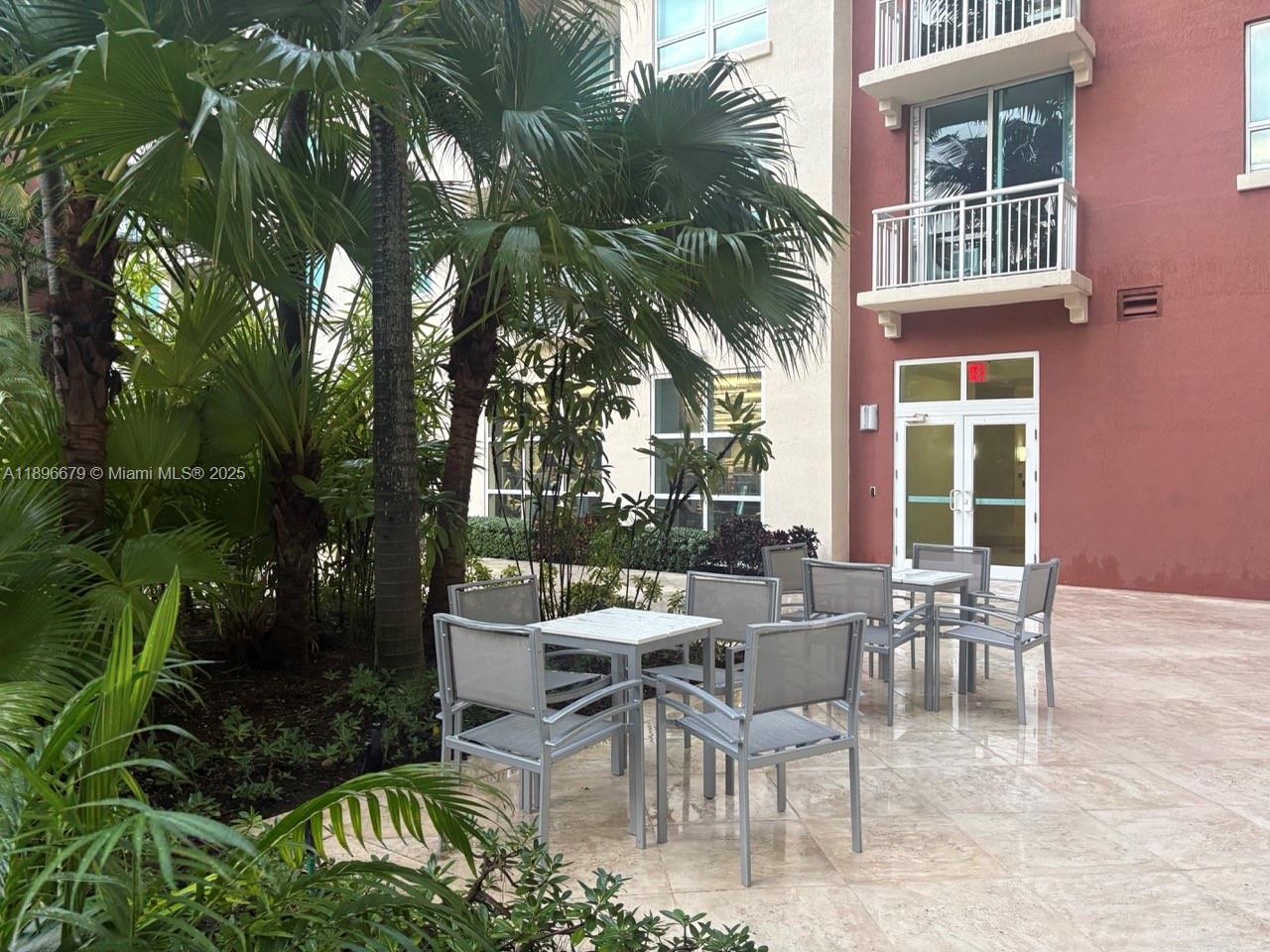 CITE CONDO - Residential Lease