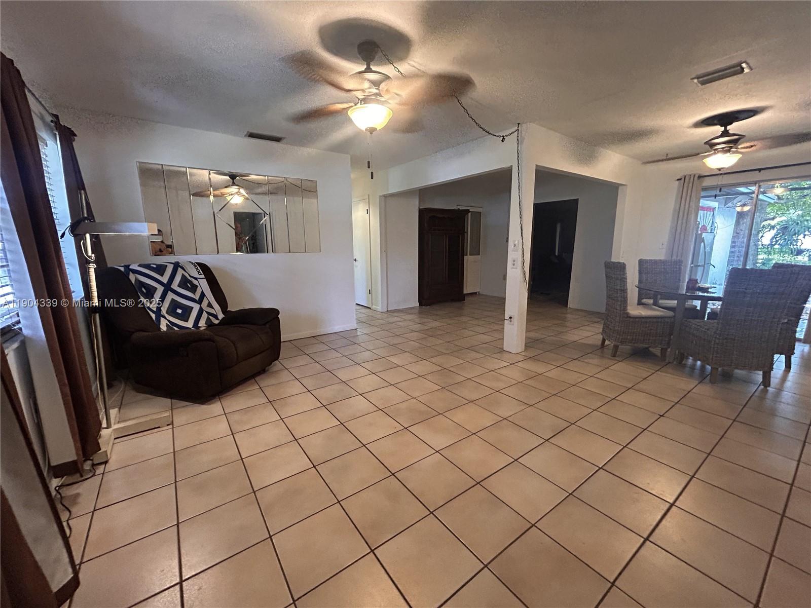 SCHOOL HOUSE SUB - Residential