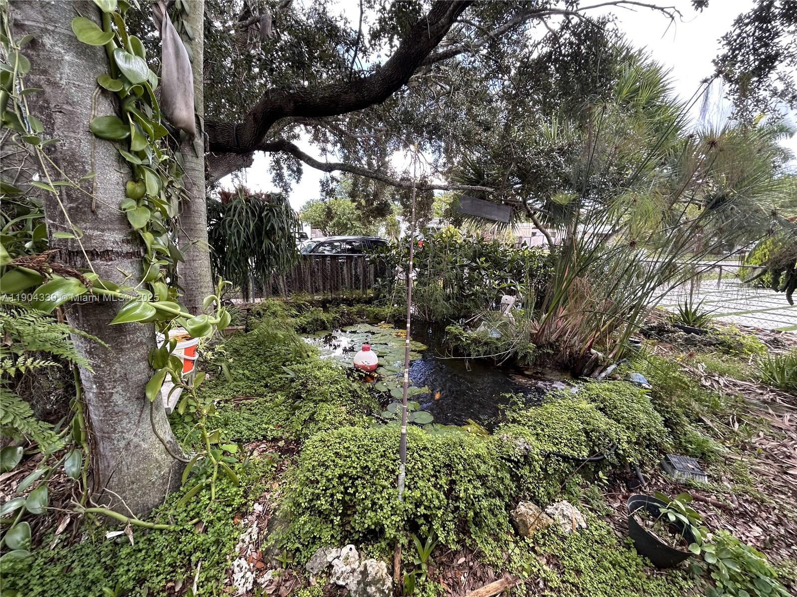 SCHOOL HOUSE SUB - Residential