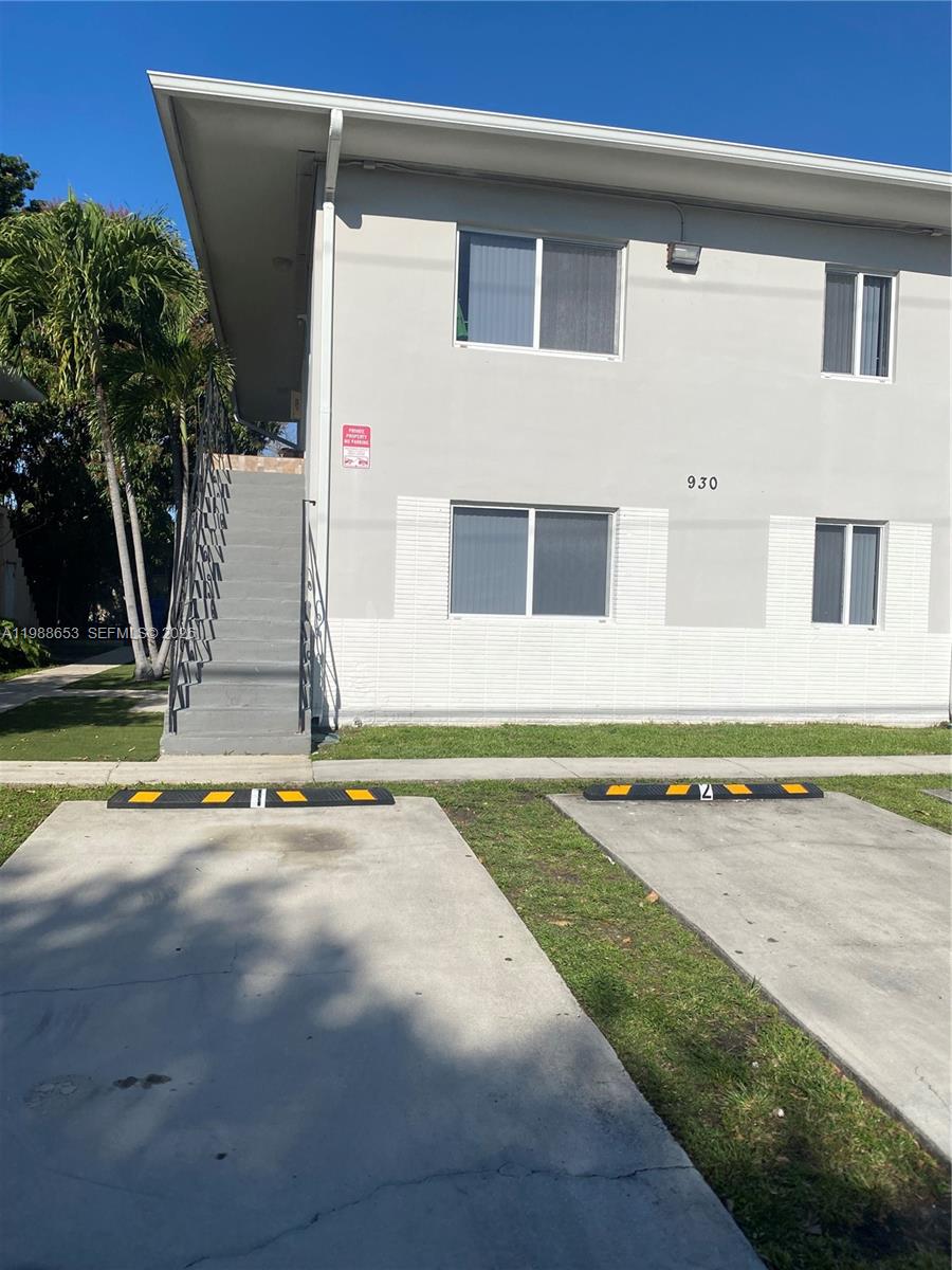 CITY OF MIAMI SOUTH - Residential Lease