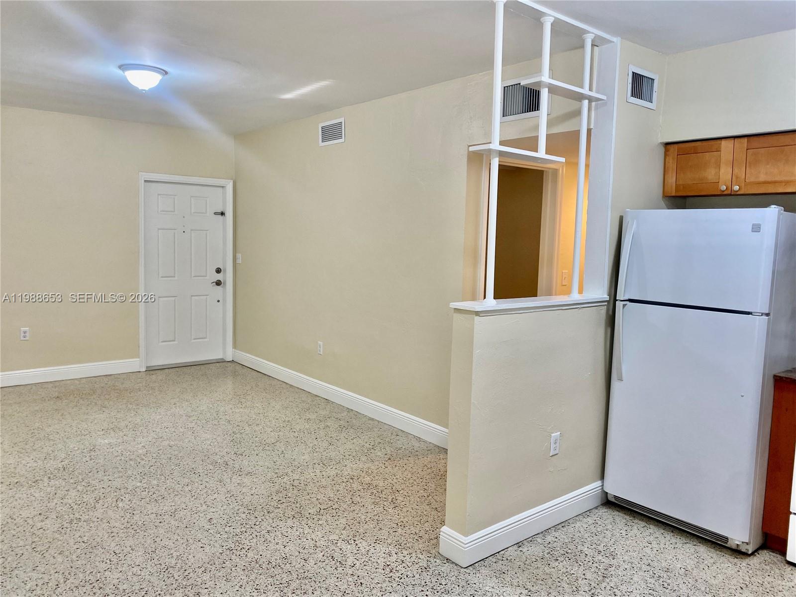 CITY OF MIAMI SOUTH - Residential Lease