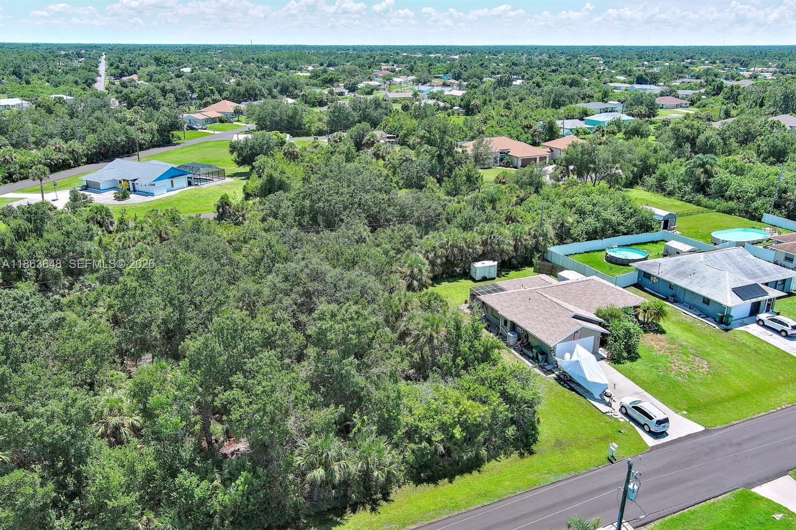 PORT CHARLOTTE - Land