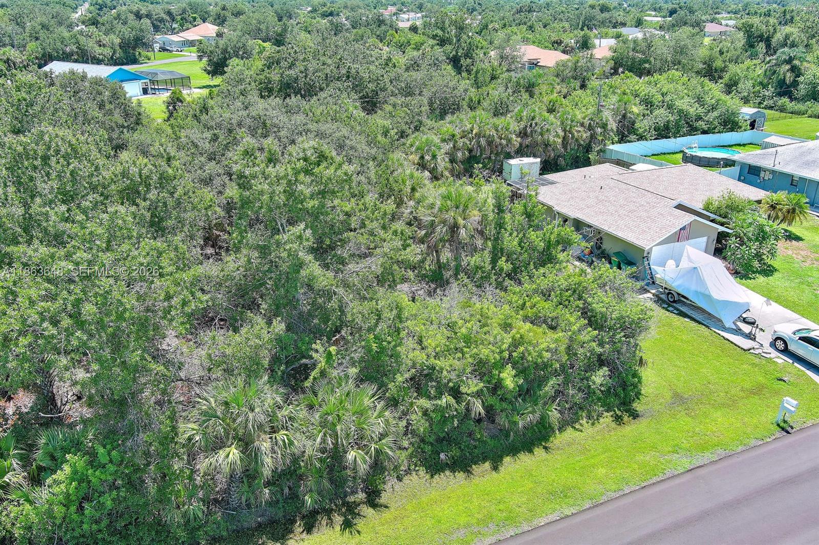 PORT CHARLOTTE - Land