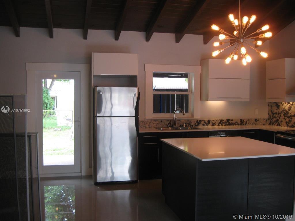 TAMIAMI GROVES NO 2 - Residential Lease