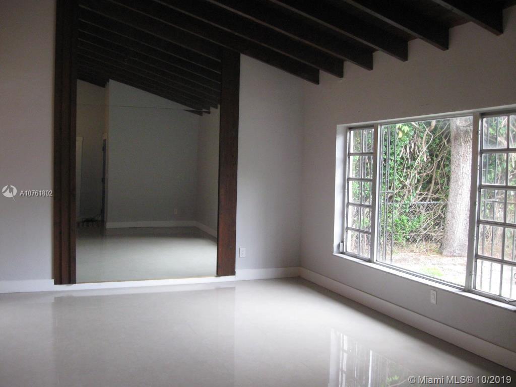 TAMIAMI GROVES NO 2 - Residential Lease