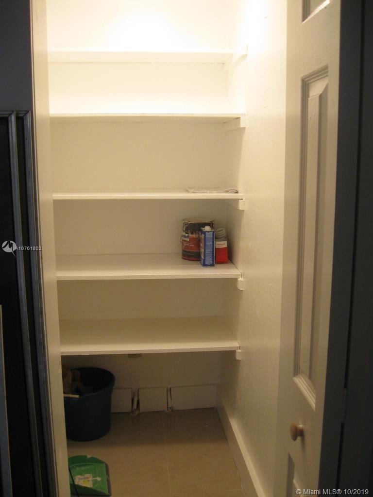 TAMIAMI GROVES NO 2 - Residential Lease