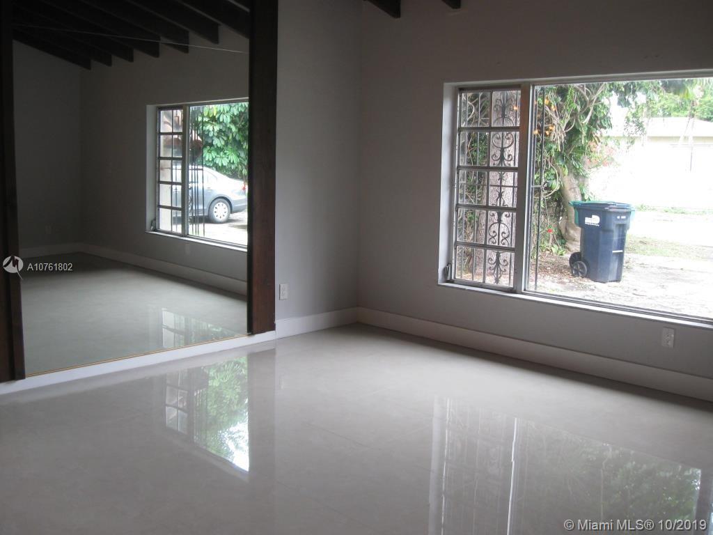 TAMIAMI GROVES NO 2 - Residential Lease