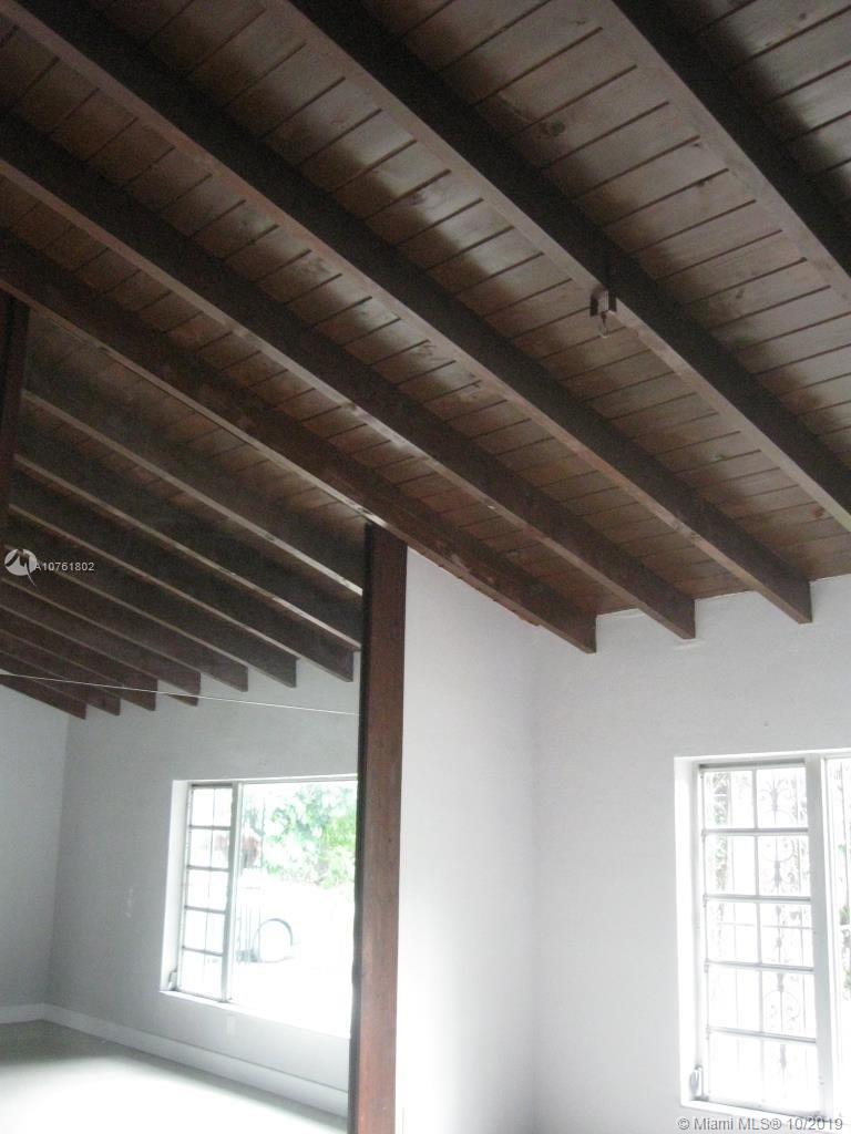 TAMIAMI GROVES NO 2 - Residential Lease