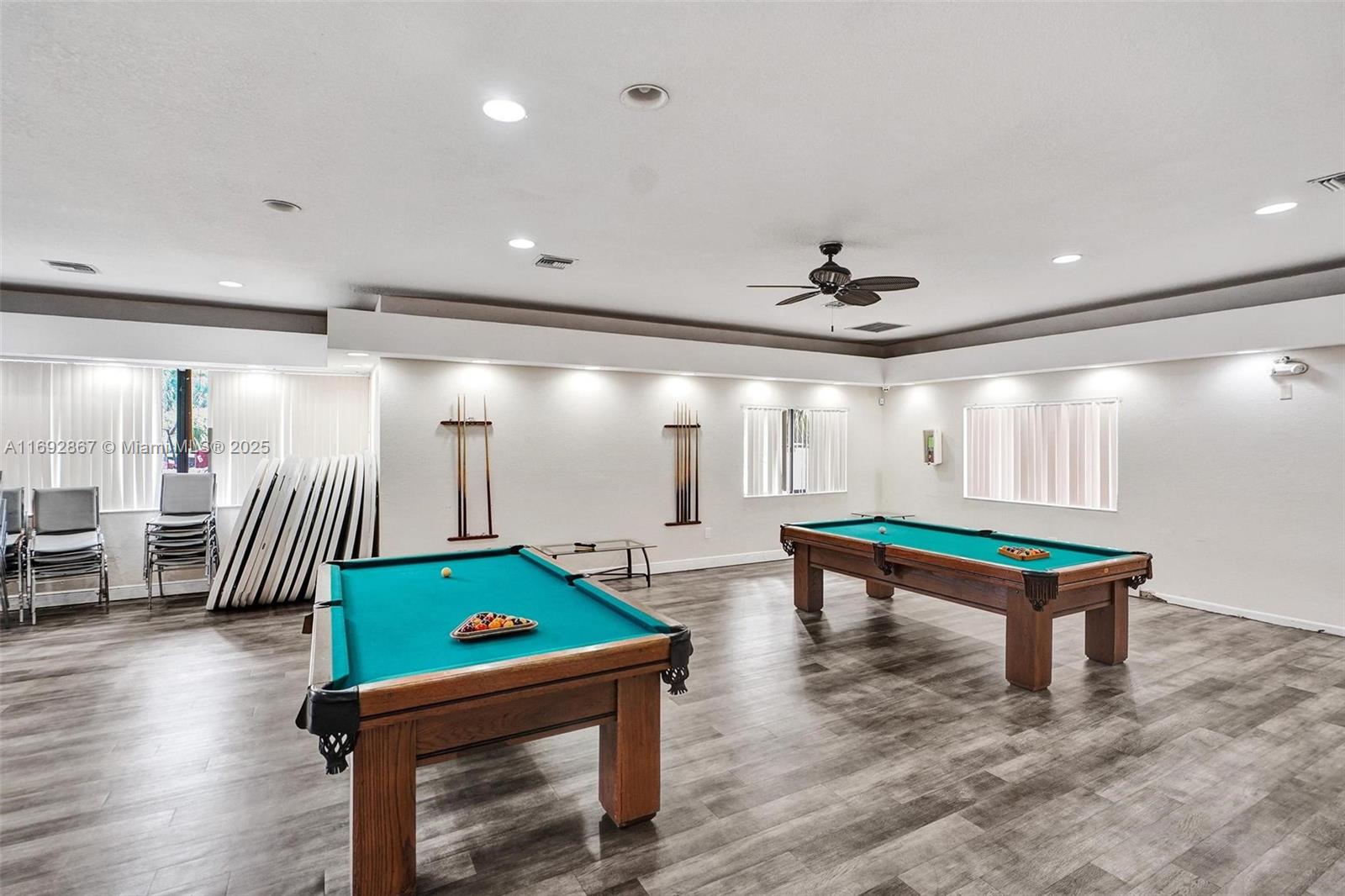 BARCLAY AT HAMPTONS WEST - Residential