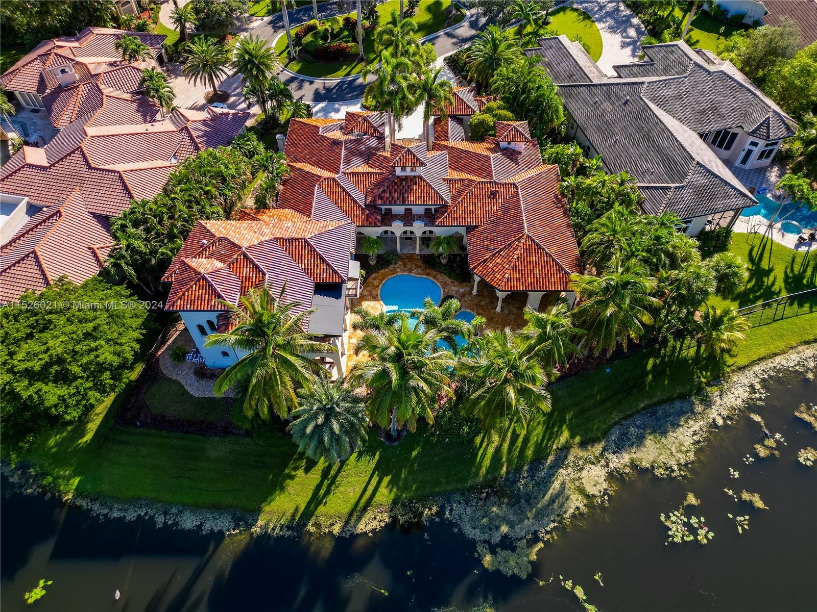 HERON BAY SEVEN & EIGHT - Residential