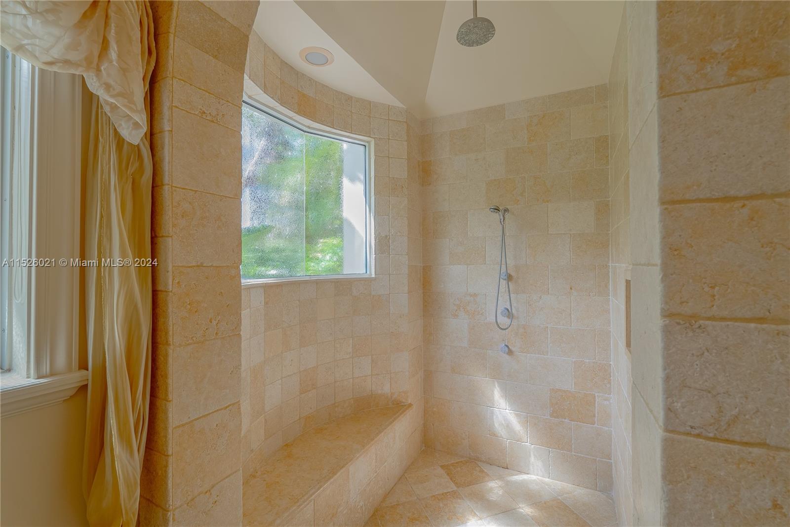 HERON BAY SEVEN & EIGHT - Residential