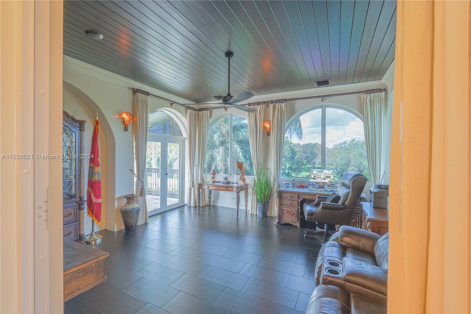 HERON BAY SEVEN & EIGHT - Residential