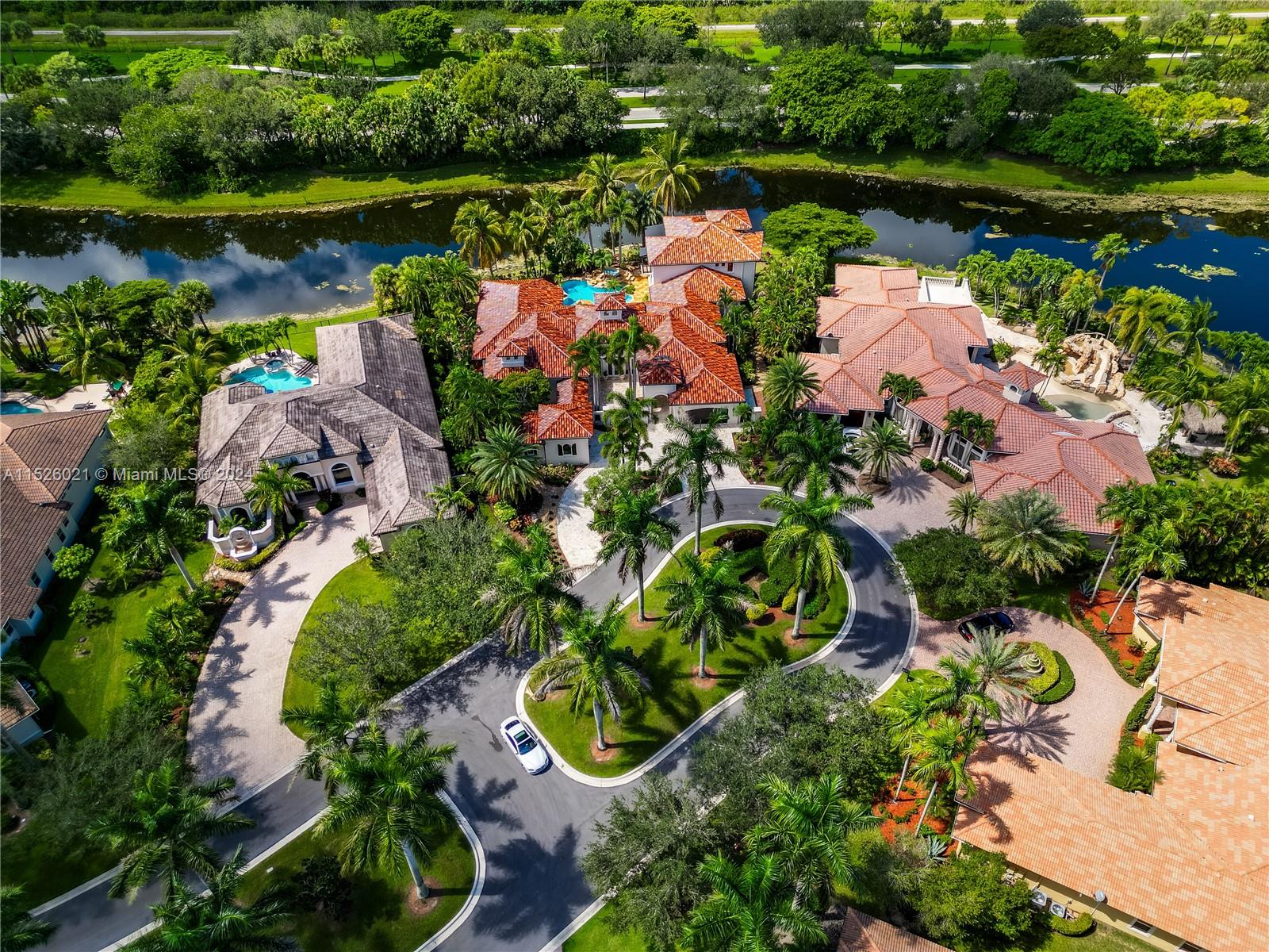 HERON BAY SEVEN & EIGHT - Residential