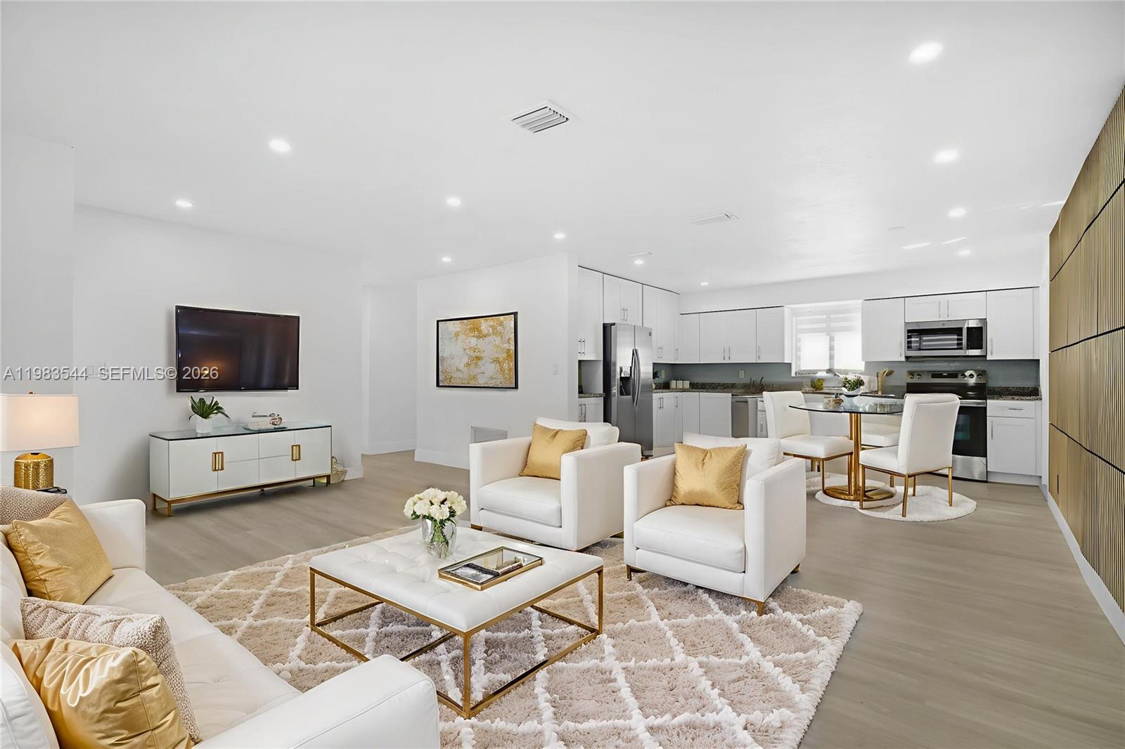 SCOTT ESTATES - Residential Lease