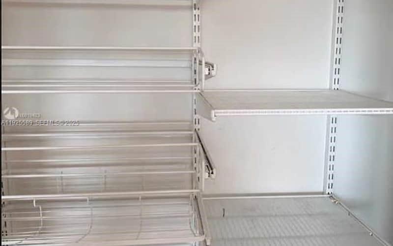 DOUGLAS GRAND CONDO - Residential Lease