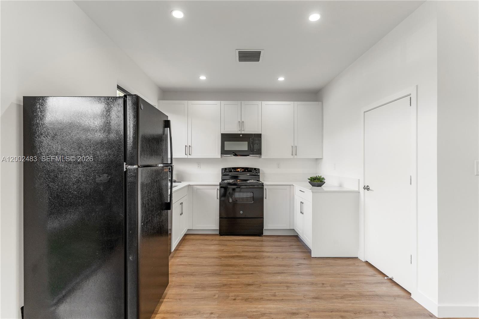 TWN OF FLA CITY - Residential Lease