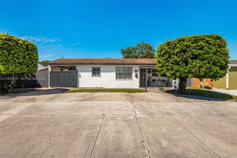 Photo of 7171 Sheridan St, Hollywood, FL 33024 (MLS # A11987019)