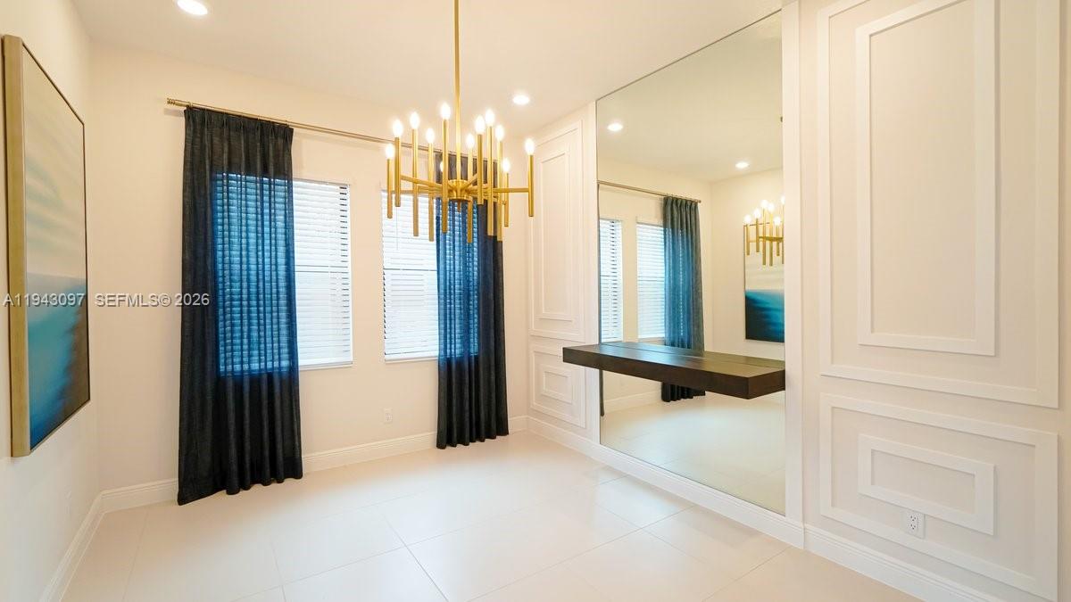 PARKLAND BAY - Residential