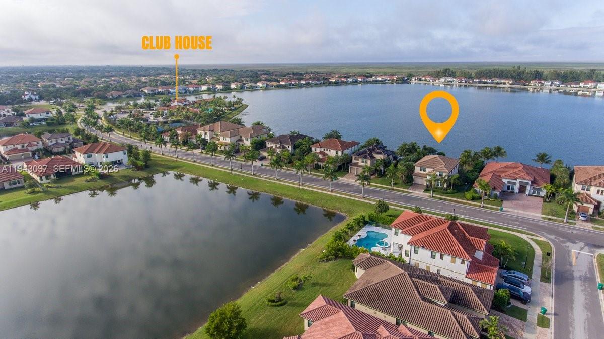 PARKLAND BAY - Residential