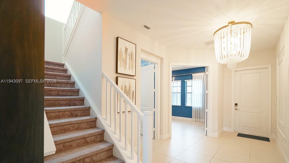 PARKLAND BAY - Residential