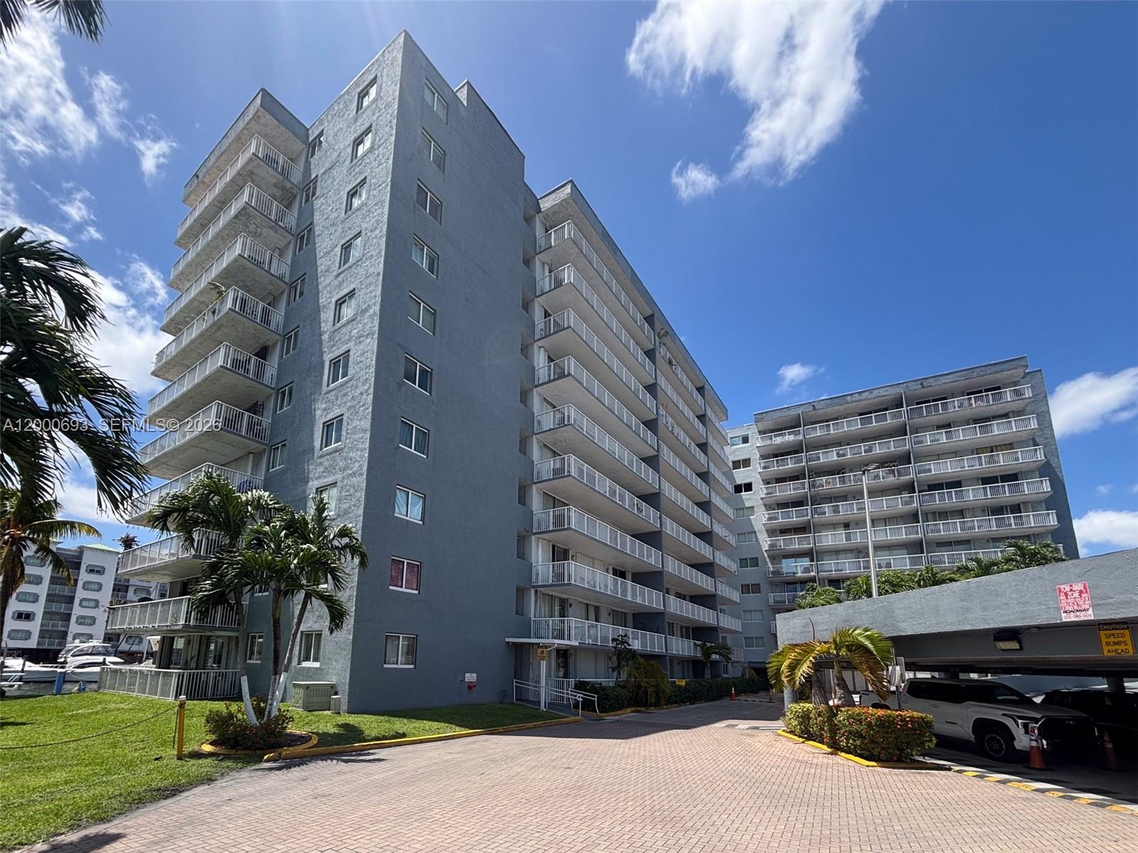 ISLA DEL MAR CONDO - Residential