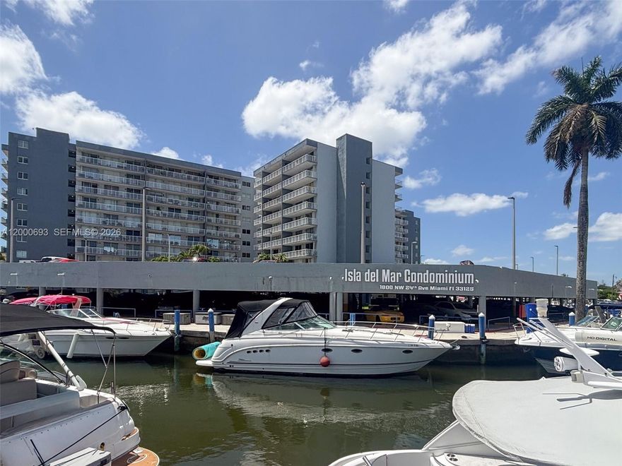 2/1 unit in Isla Del Mar with a functional layout, good natural light, tile floors, and private balcony. Unit is in original condition and requires extensive renovation, presenting a great opportunity for complete customization. Gated building on the Miami River with pool, elevator, and assigned parking. Ideally located next to Curtis Park, offering green space and recreation, with easy access to Downtown, highways, and public transit. Ideal for end-user or investor looking to add value. Cash only.