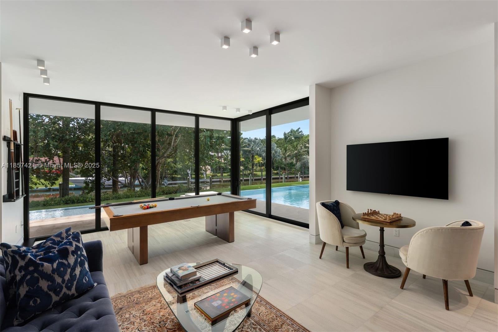 GABLES ESTATES NO 2 - Residential