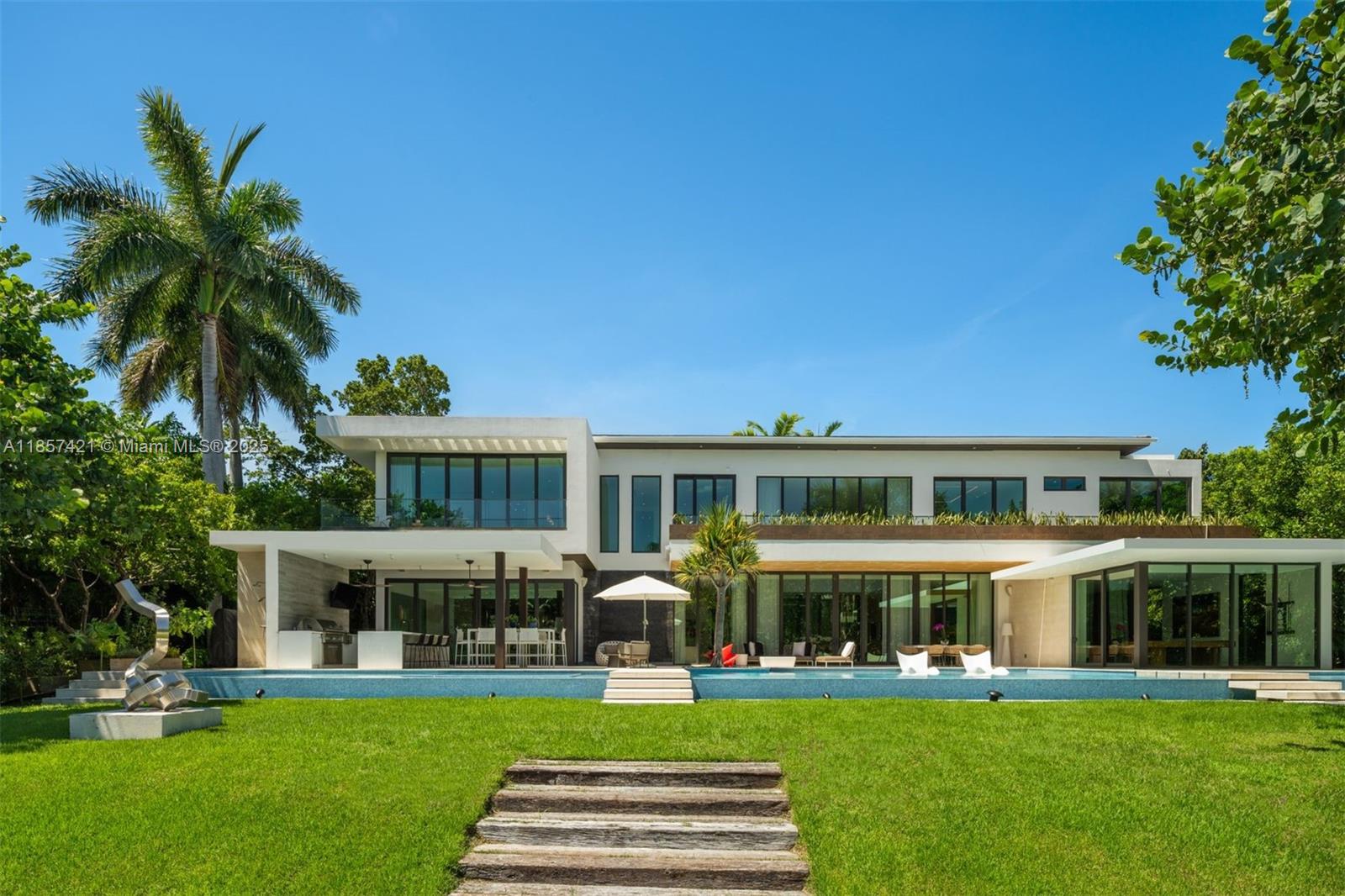 GABLES ESTATES NO 2 - Residential