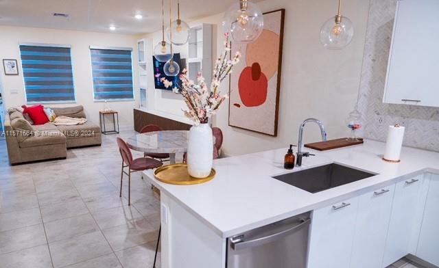 SOOO Miami: modern, clean, and exceptionally elegant condo unit. Pay a visit to this home to unlock the secret to one of our region's finest urban nest in the heart of the City of Doral. This unit is equipped with 3 bedrooms 2.5 bathrooms, fully upgraded with high-end ceramic title and hardwood flooring, modern kitchen with stainless appliances, comfortable living/dining area dressed with beautiful manually-operated window treatments, top of the line washer/dryer combo and a resting outdoor patio. Very desirable community with excellent schools, fine dining places and minutes from some of the best shopping. Amenities include swimming pool, tennis court, children playground, fitness center and a beautiful clubhouse. Seize this amazing opportunity to move in!