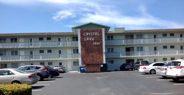 Come to see this corner unit condo with 1 bedroom, 1 bath, plus a den to have your home office or a storage room. One car parking space only, right outside the door. NO PETS. ALL AGES. Facility laundry a few steps from the unit.