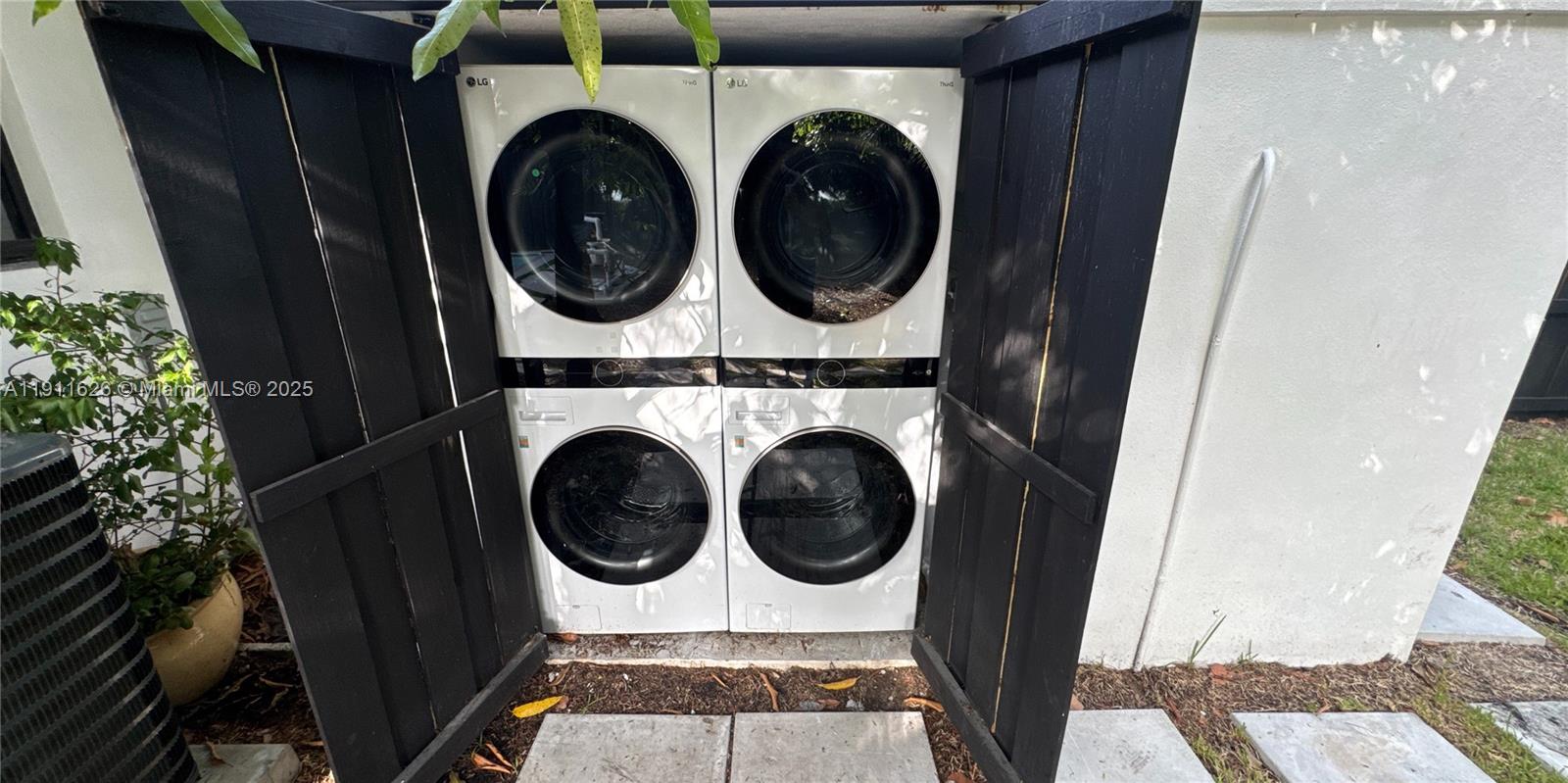 FAIRVIEW - Residential Lease