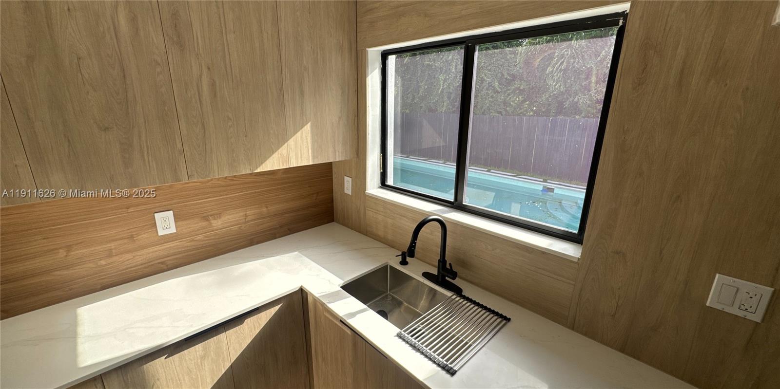 FAIRVIEW - Residential Lease