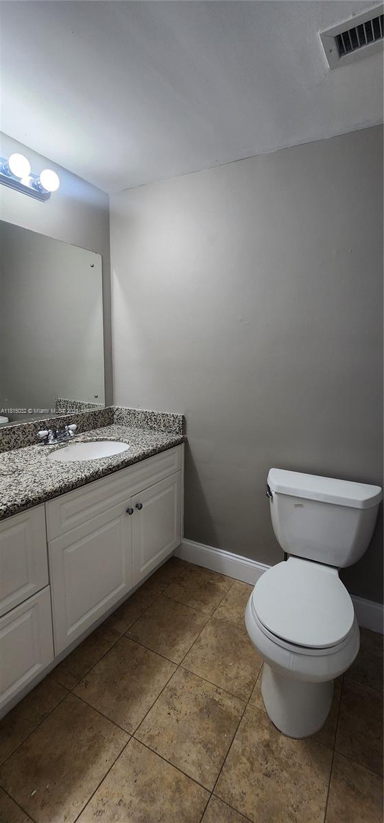 KING COLE CONDO - Residential Lease