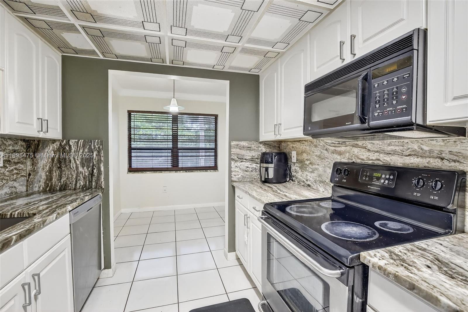 PLANTATION FOREST CONDO - Residential Lease