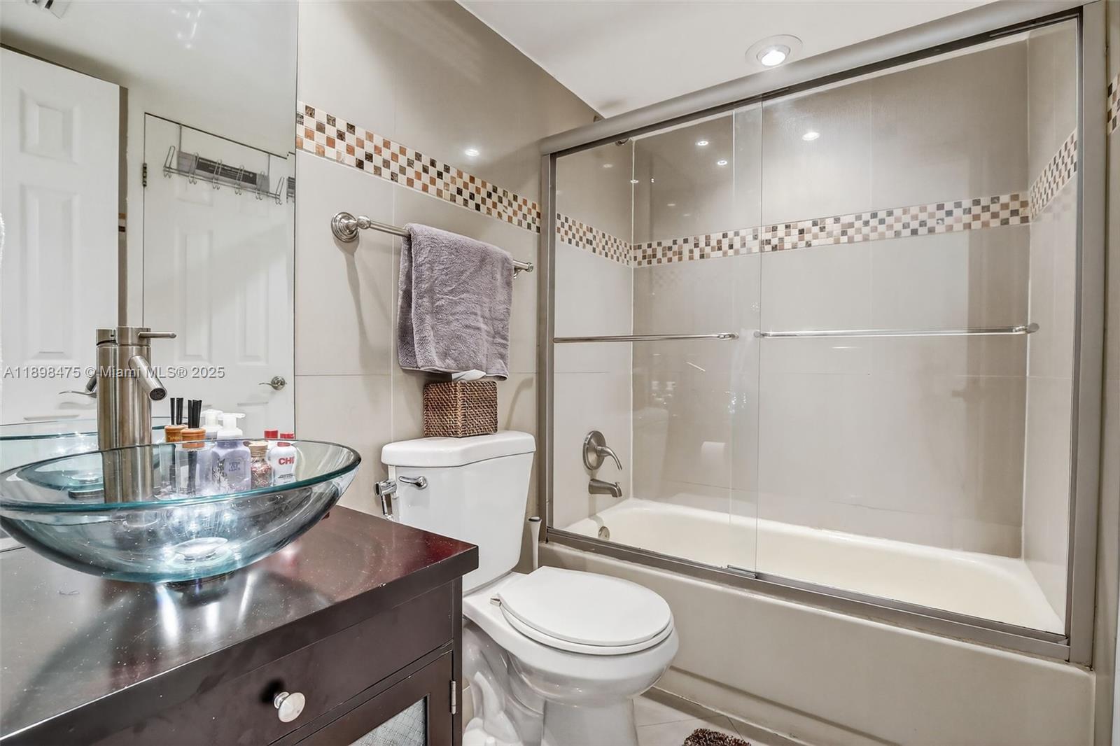 PLANTATION FOREST CONDO - Residential Lease