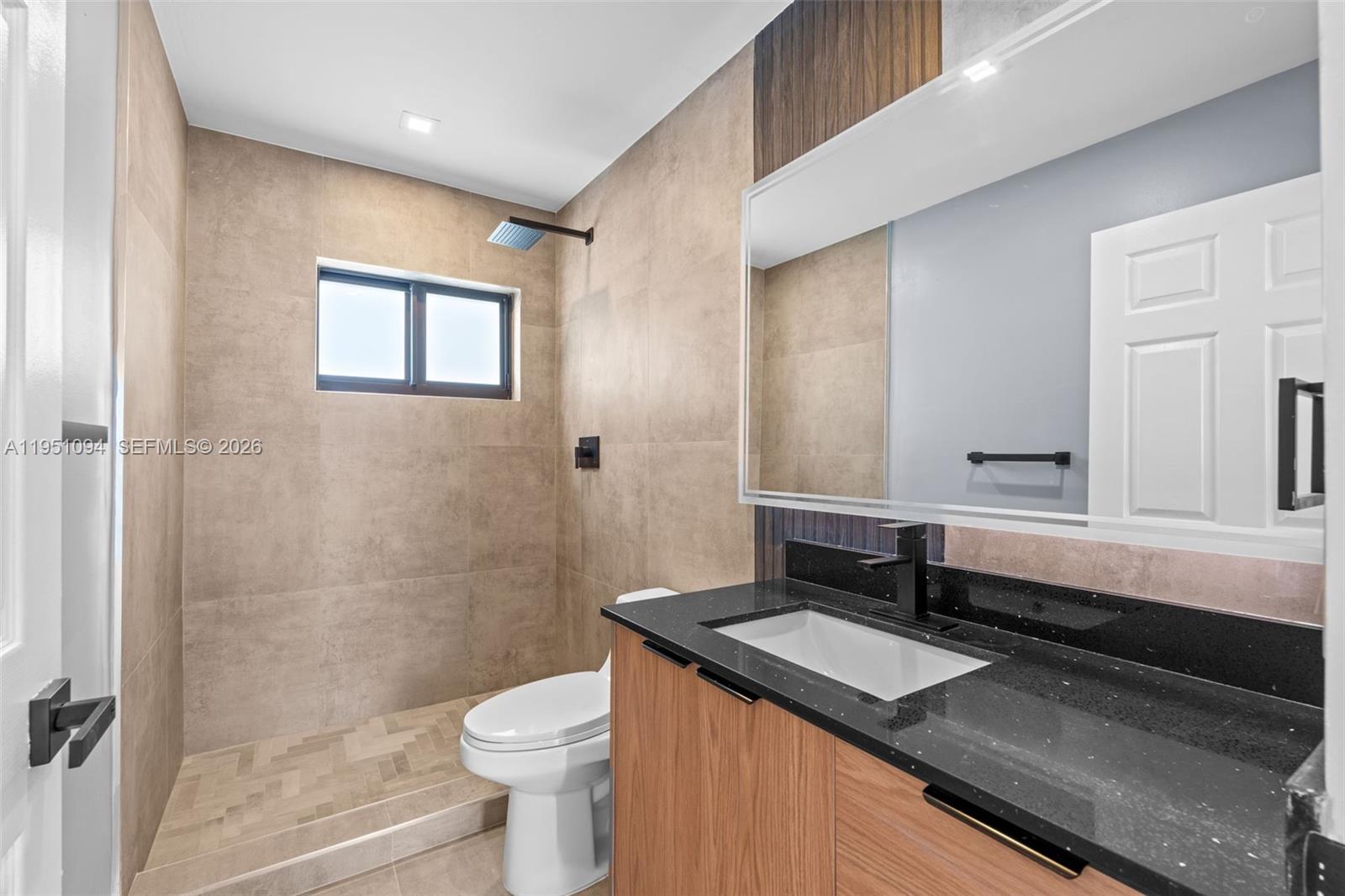 TURTLE RUN AT LAKES OF PA - Residential