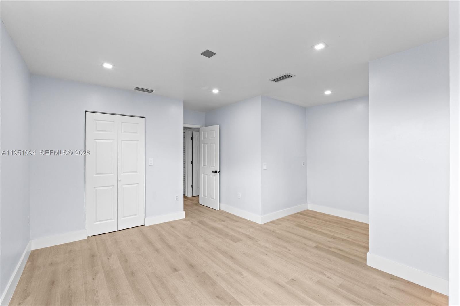 TURTLE RUN AT LAKES OF PA - Residential