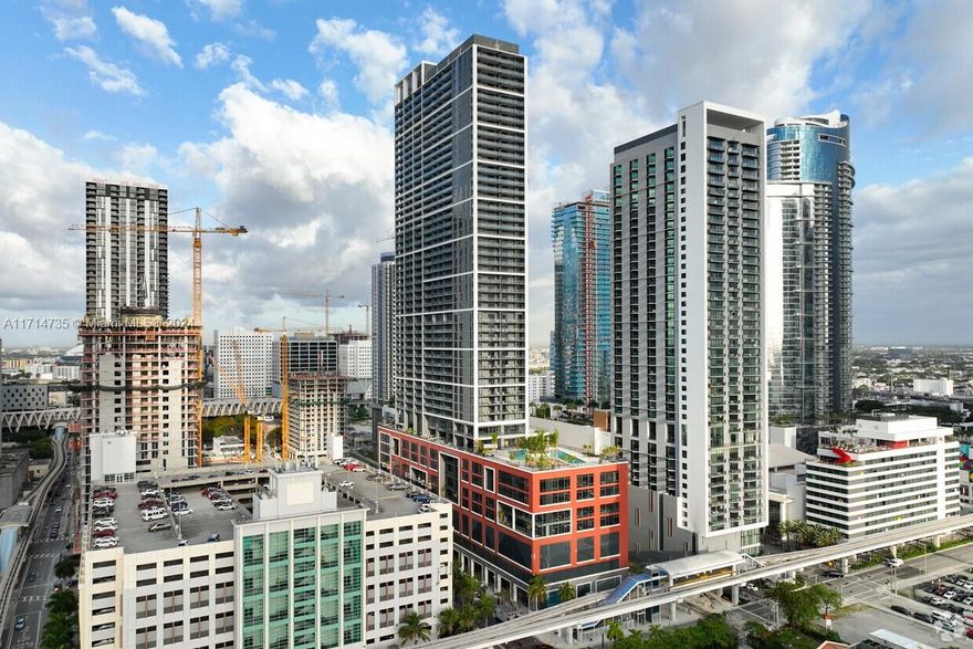 THE FIRST PURPOSEFULLY DESIGNED, BUILT AND LICENSED BUILDING FOR HOMESHARING Natiivo Miami is the first CondoHospitality residential tower in the heart of Downtown Miami. This amazing 1 bedroom 1 bath with great views to downtown and partial water views makes everything you ever wanted a a reality with endless possibilities of ownership, you can live it, you can rented long term or seasonal using any platform of you liking, also you have the option to use their rental program with Gale hotel, do it on your own or have a third party do it for you, with amazing amenities, restaurants and more. A vision designed with a true understanding of what it means to be a modern homeowner, of what it means to live on your terms. To live free.