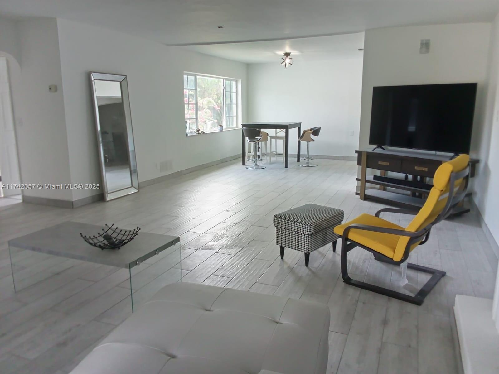 Rental Property at 1510 Hayes St, Hollywood, Broward County, Florida - Bedrooms: 3 
Bathrooms: 1  - $3,300 MO.