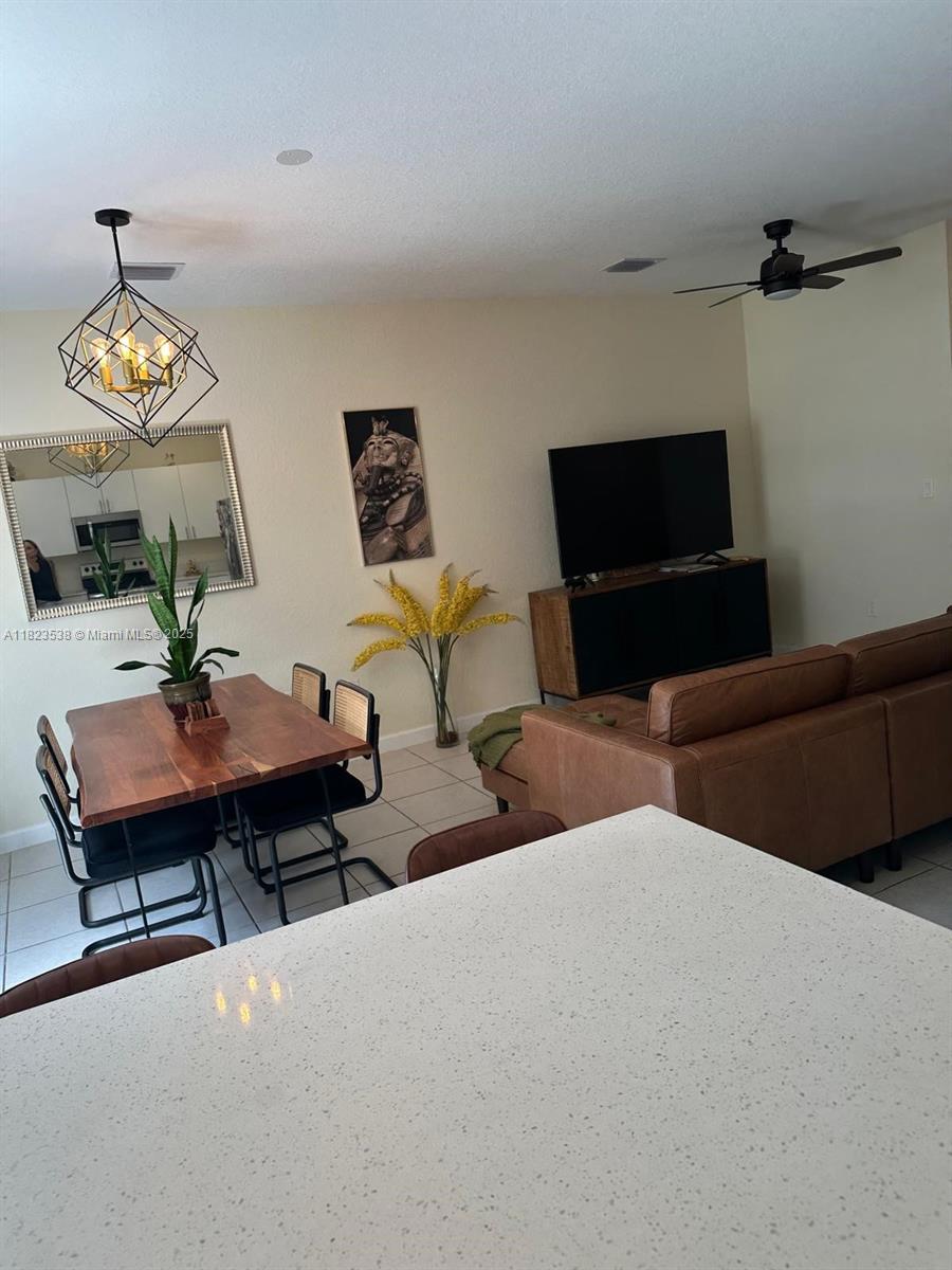 20386 NW 4th Ct